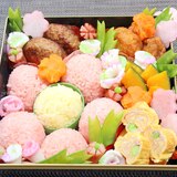 行楽に♪春のお弁当に♪お花いっぱい♪お花見弁当